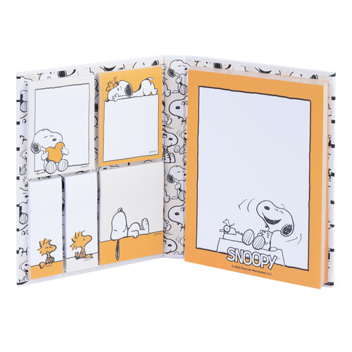 BLOC DE NOTAS A6 + ETIQUETAS ADHESIVAS SNOOPY LAZY DAYS