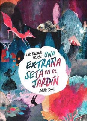 UNA EXTRAA SETA EN EL JARDIN