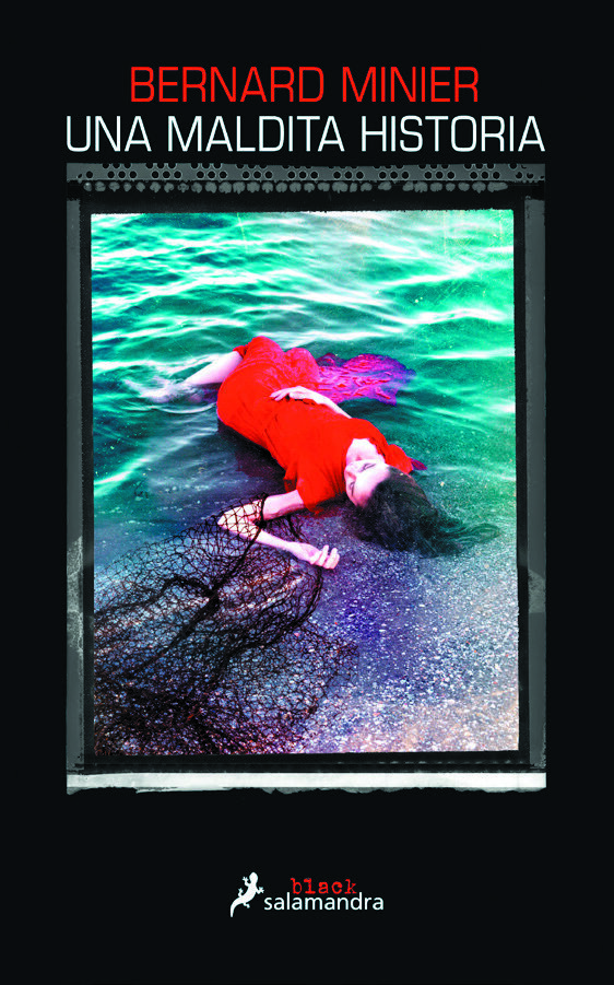 UNA MALDITA HISTORIA