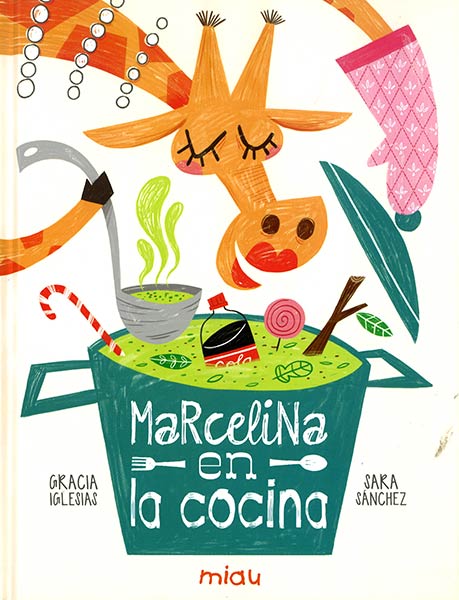 MARCELINA EN LA COCINA