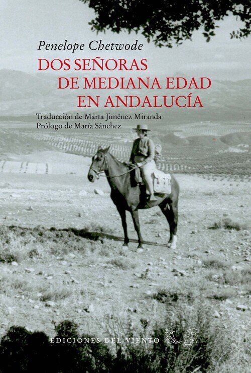 DOS SE�ORAS DE MEDIANA EDAD EN ANDALUCIA