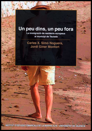 UN PEU DINS UN PEU FORA