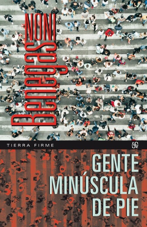 GENTE MINUSCULA DE PIE