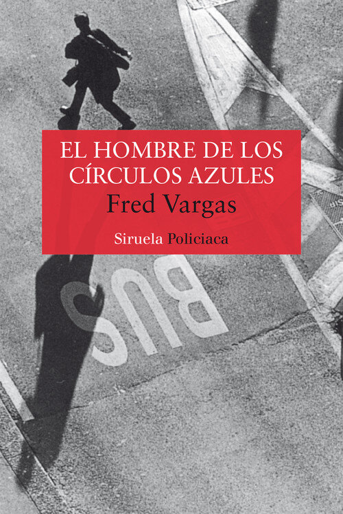 HOMBRE DE LOS CIRCULOS AZULES