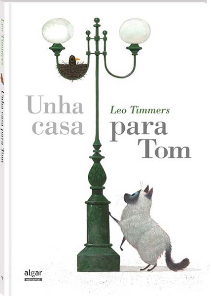 UN MONO SUELTO EN LA CIUDAD