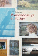 PONIENDOSE YA EL ABRIGO