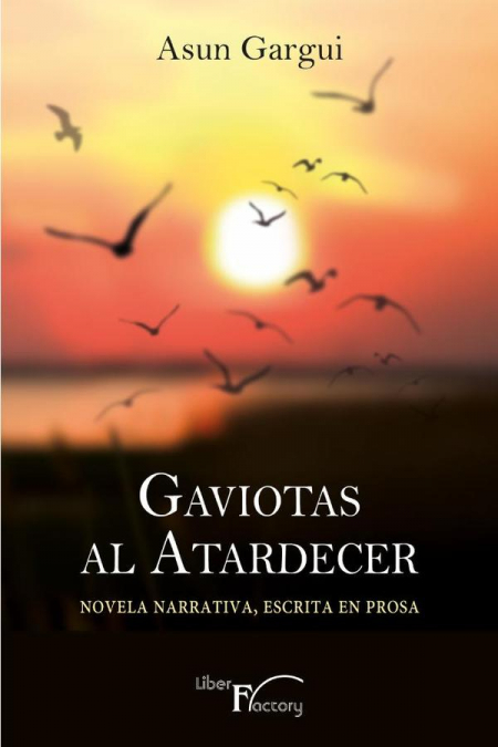 GAVIOTAS AL ATARDECER
